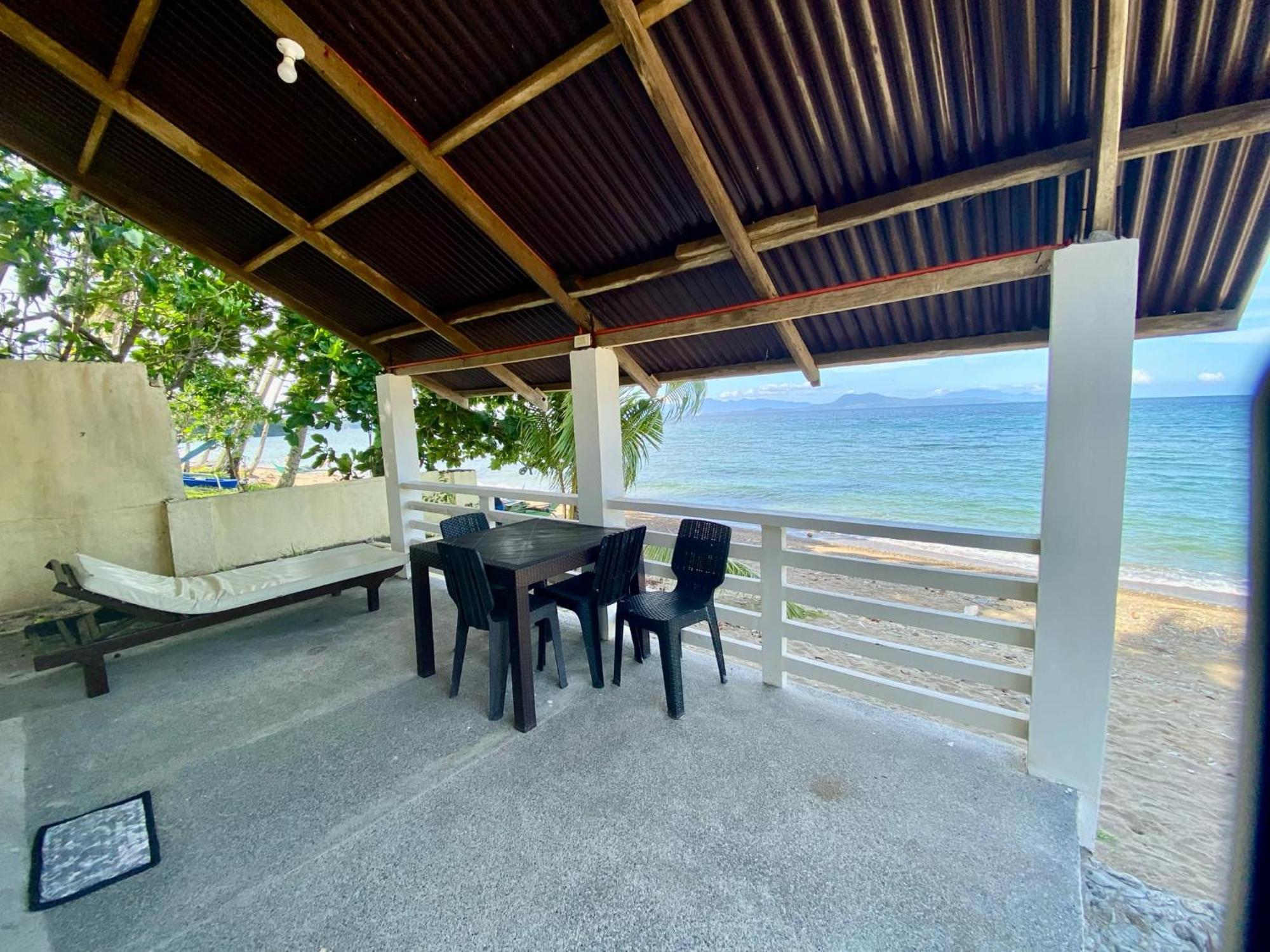 Oceana Hotel & Beach Resort Puerto Galera Exterior photo