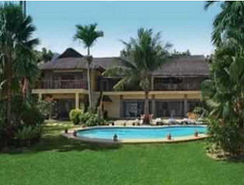 Oceana Hotel & Beach Resort Puerto Galera Exterior photo