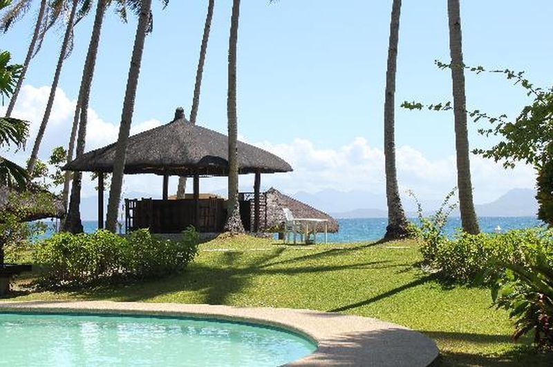 Oceana Hotel & Beach Resort Puerto Galera Exterior photo